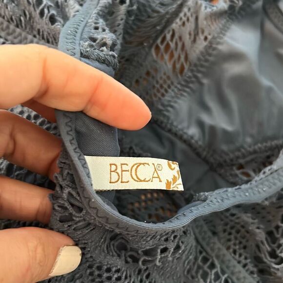 Becca gray lace swimsuit size large/extra large - Picture 3 of 5